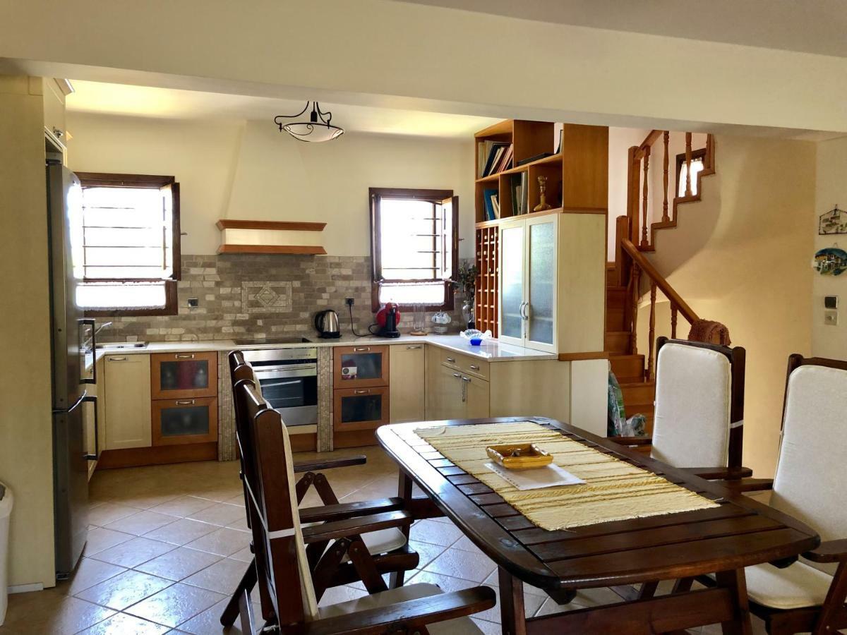 Villa Maira Афитос Экстерьер фото
