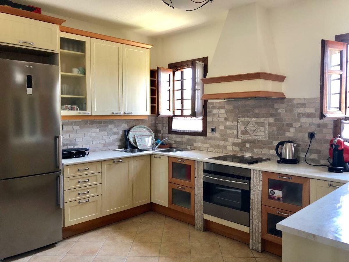 Villa Maira Афитос Экстерьер фото