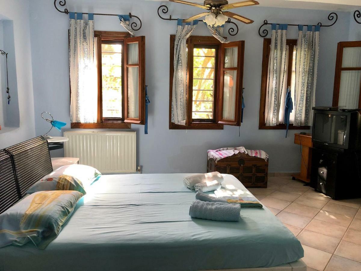 Villa Maira Афитос Экстерьер фото